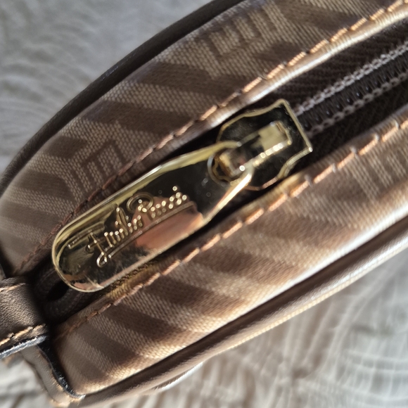 Emilio Pucci Vintage Tan Crossbody Bag - Picture 8 of 8